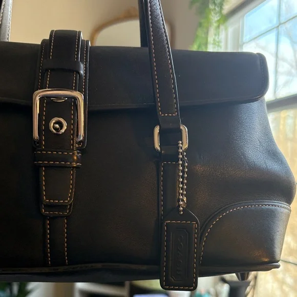 Vintage Coach Hamptons Black Leather Flap Satchel | 9267 | Hangtag | LIKE-NEW - Picture 10 of 13